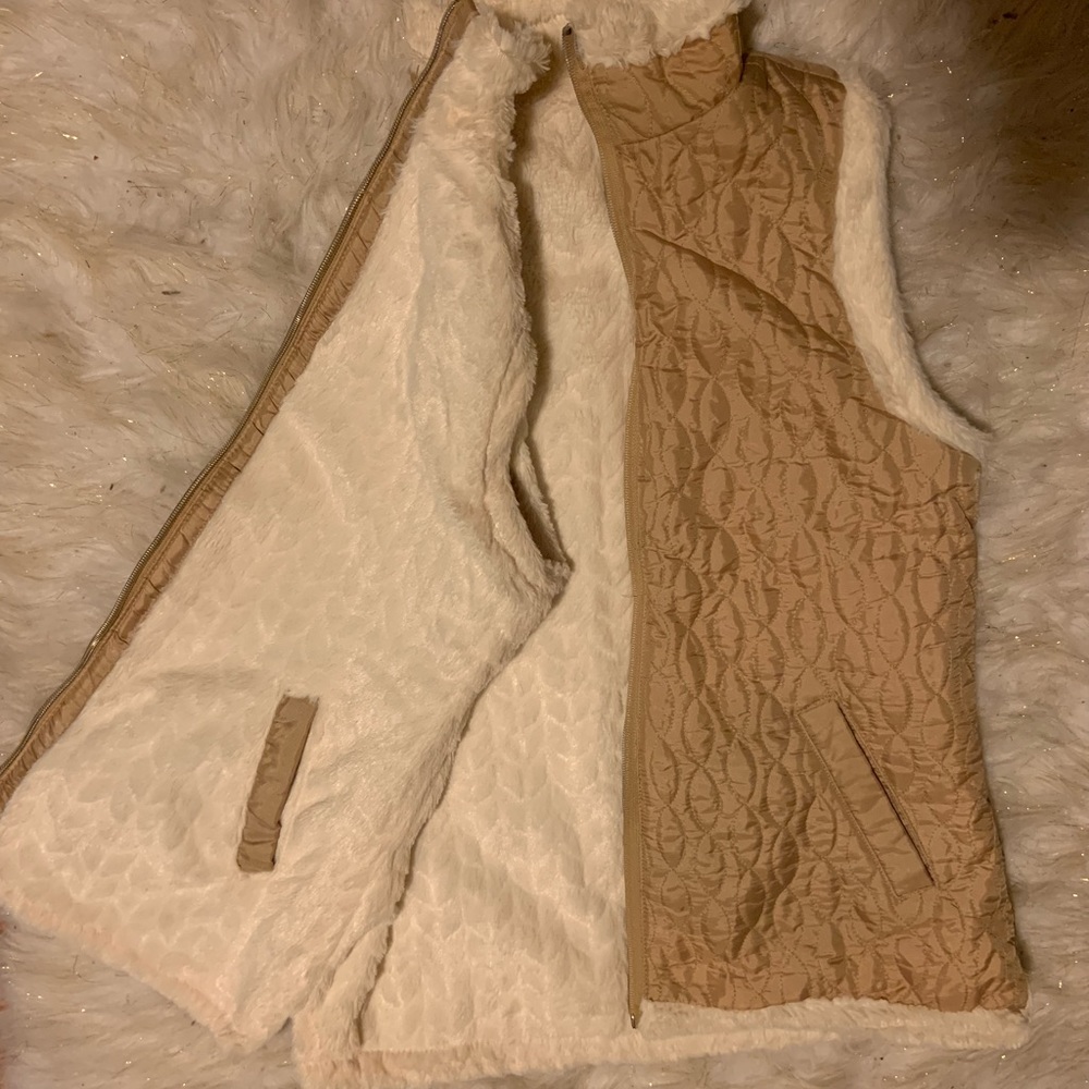 Cream and gold vest size S